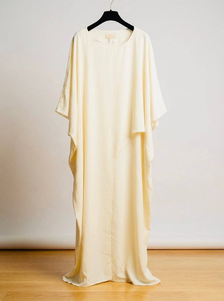 Signature: Taraf Belqis Cape